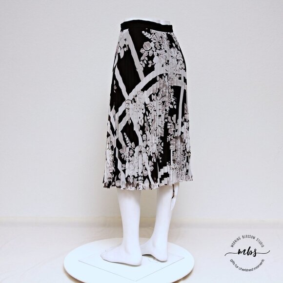 NWT Talbots Lattice Bouquets Pleated Midi Skirt - Picture 5 of 9